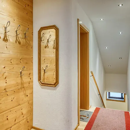 By Alpenstolz Lejlighed *